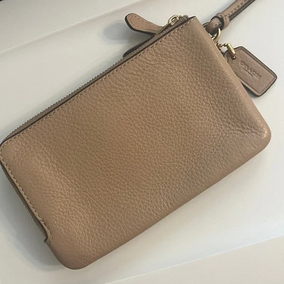 Coach coin purse  wristlet wallet cream tan - Picture 2 of 8